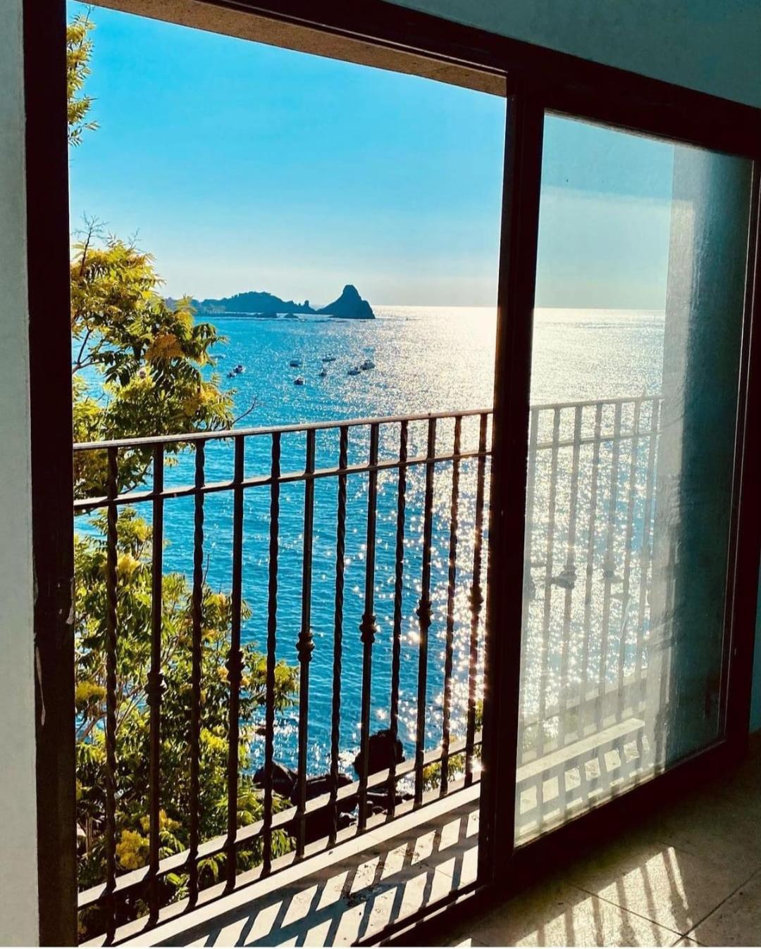 アーチ・カステッロ La Finestra Sul Mareヴィラ エクステリア 写真